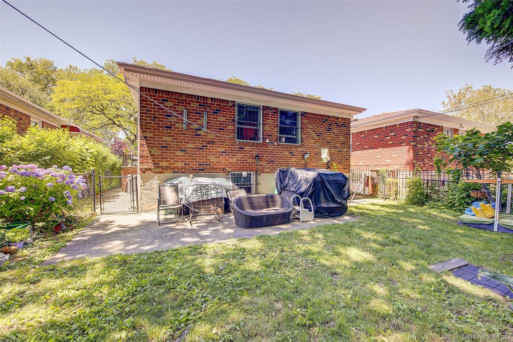 Photo of 71-15 167th Street, Fresh Meadows, NY 11365 (MLS # 1011768)
