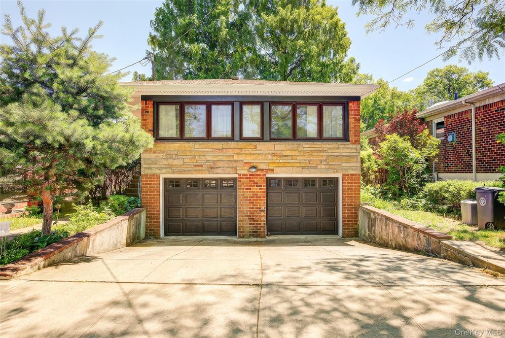 Photo of 71-15 167th Street, Fresh Meadows, NY 11365 (MLS # 1011768)