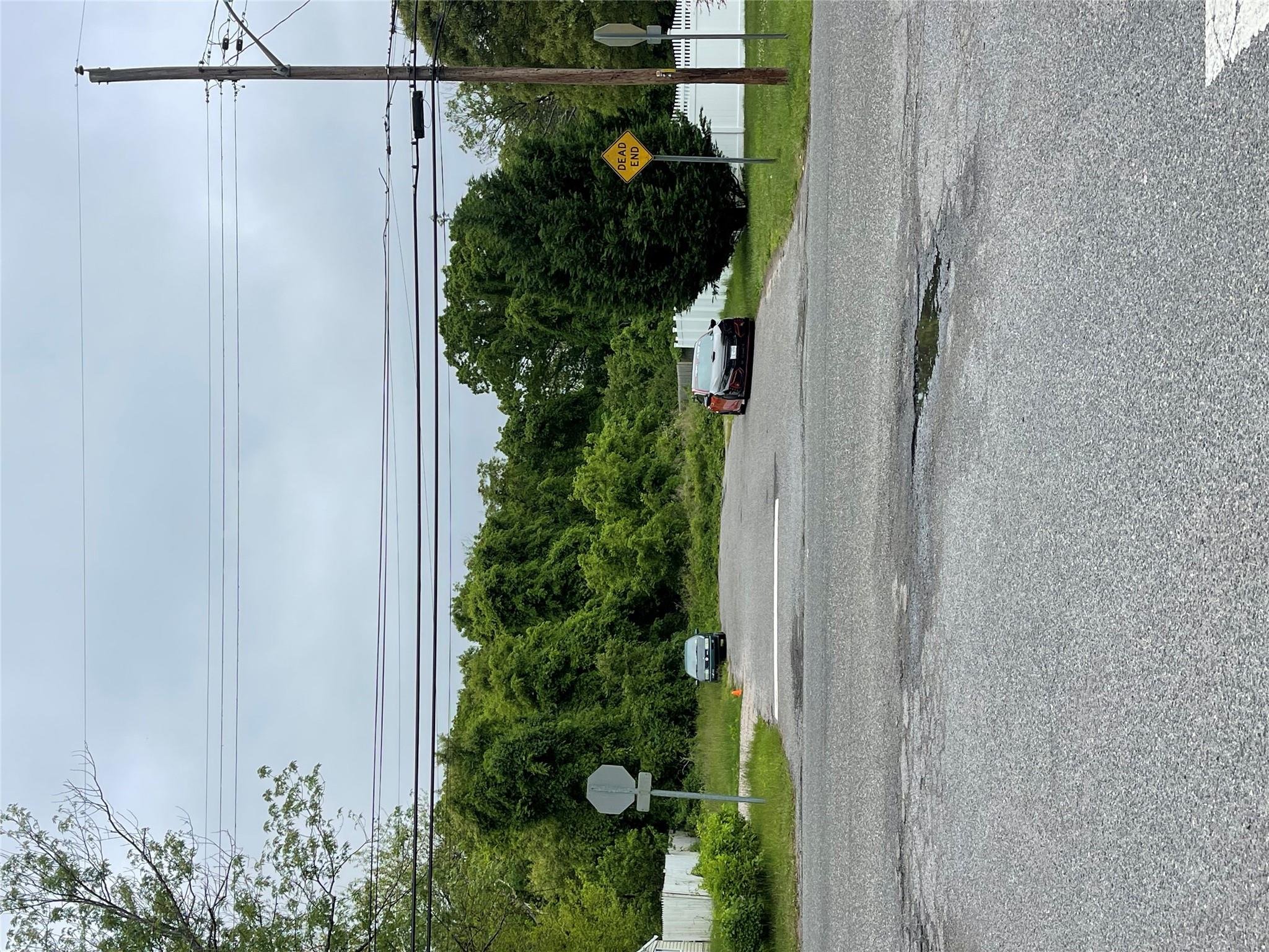 Brentwood Street, Bay Shore, New York image 5