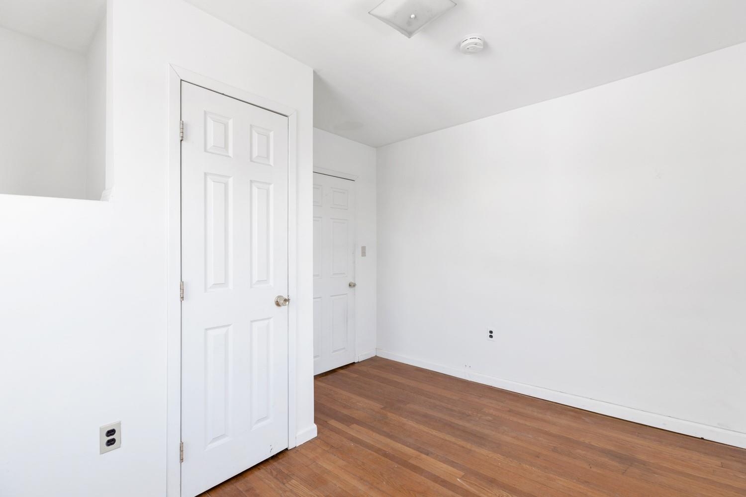 30 Verazzano Avenue, Copiague, New York image 19