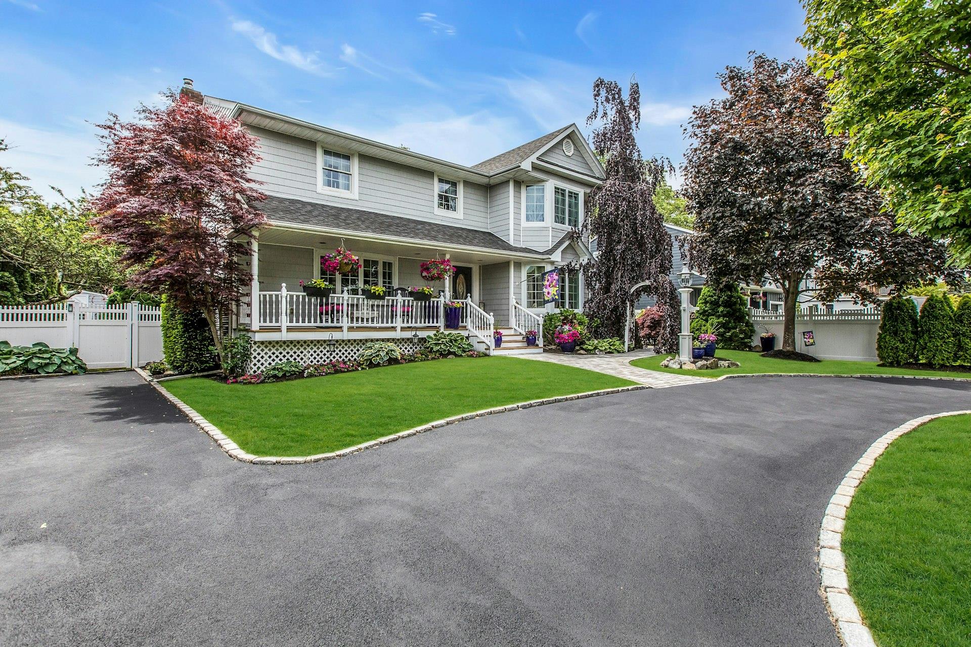 258 Timberpoint Road, East Islip, New York image 3