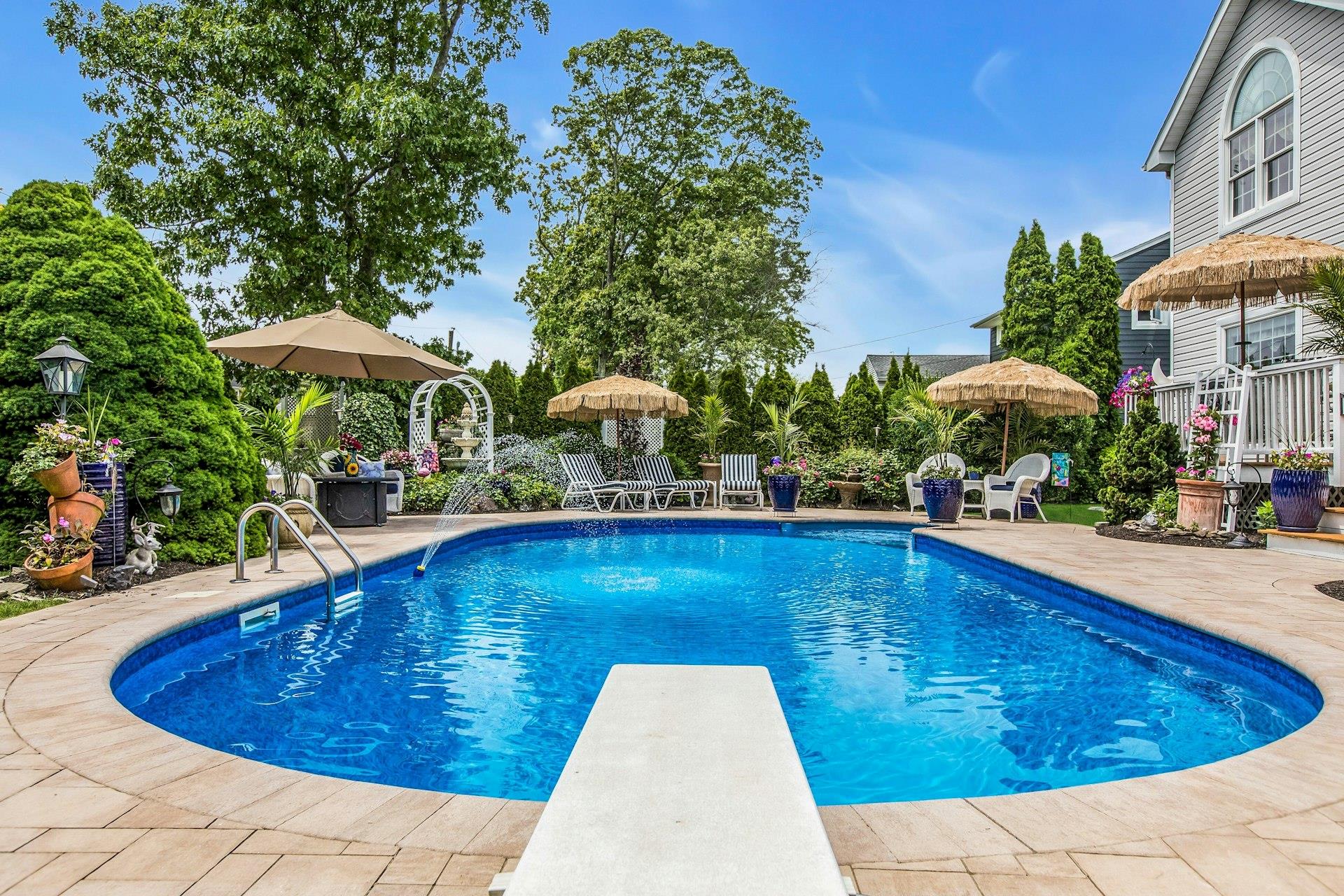 258 Timberpoint Road, East Islip, New York image 41