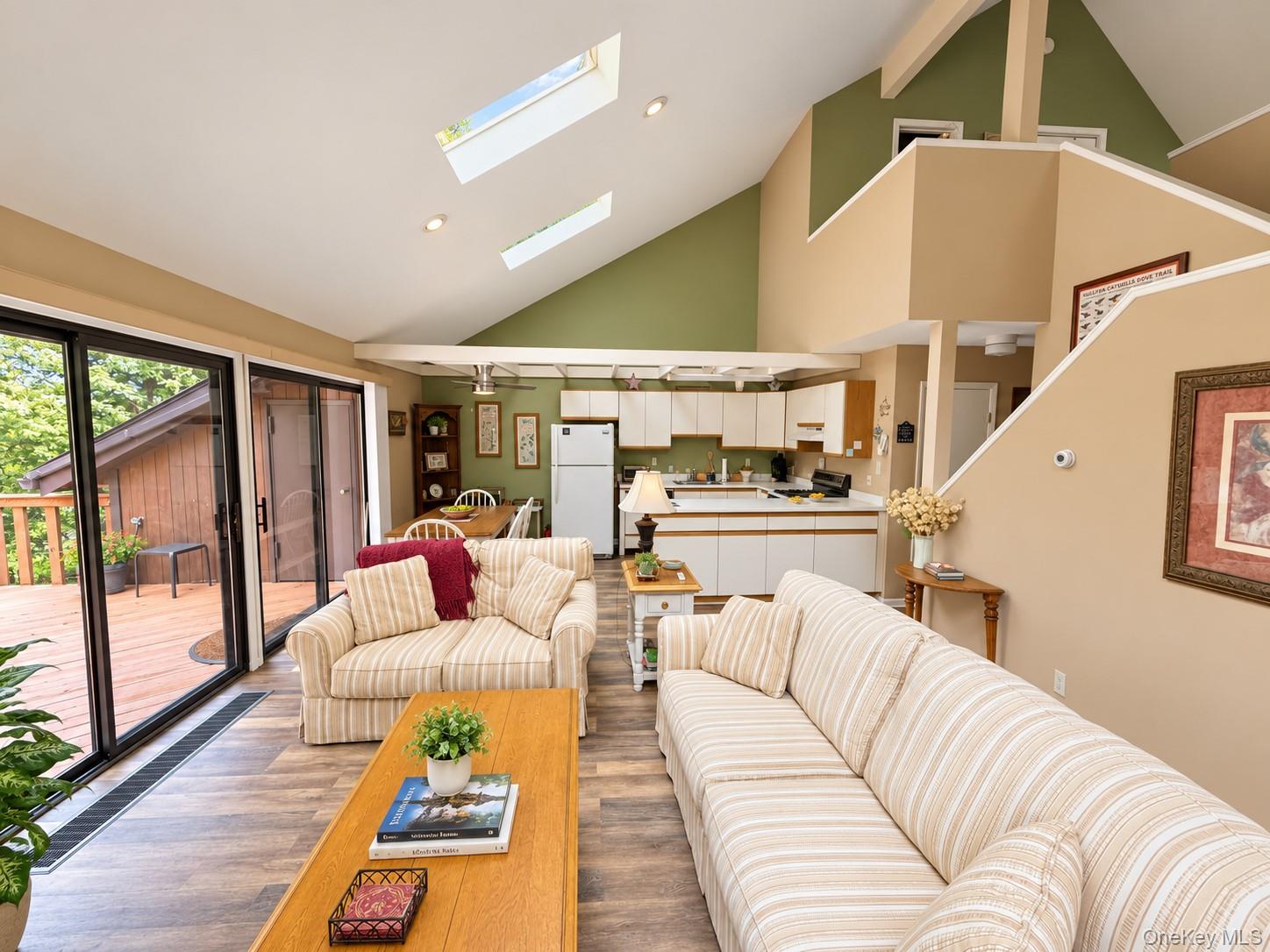 6 Water Lilly Lane