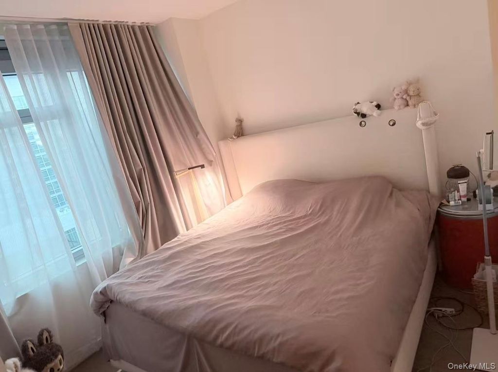 Photo of 13327 39th Avenue #11S, Flushing, NY 11354 (MLS # 939138)