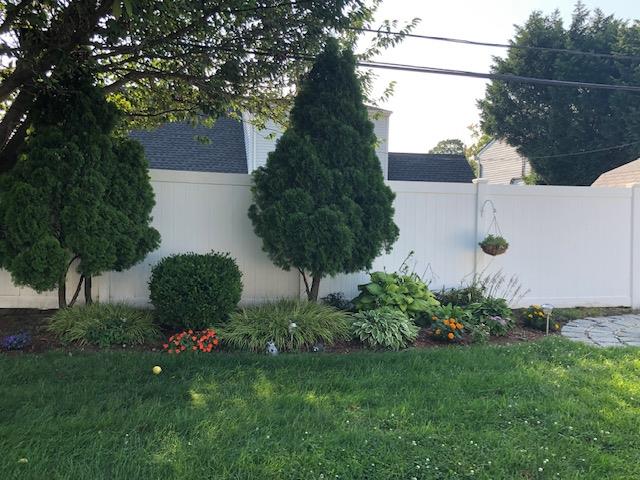 24 Raspberry Lane, Levittown, Florida image 7