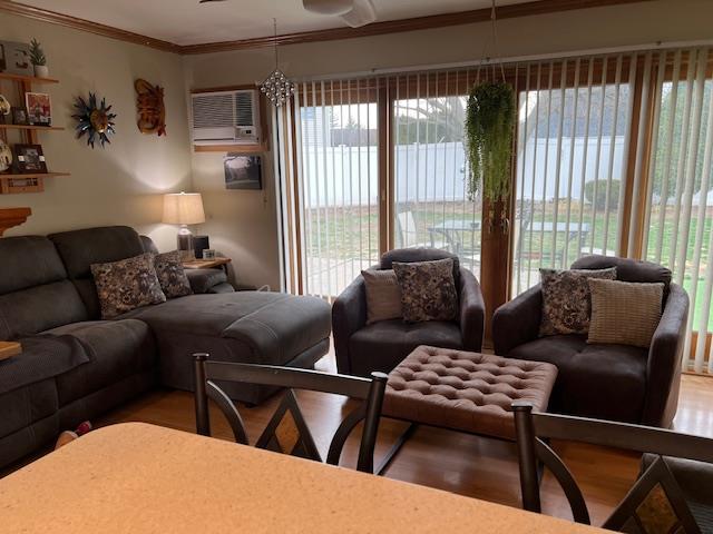 24 Raspberry Lane, Levittown, Florida image 11