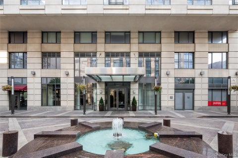 Condo For Sale - 10 City Place #8H<br/> White Plains, NY 10601