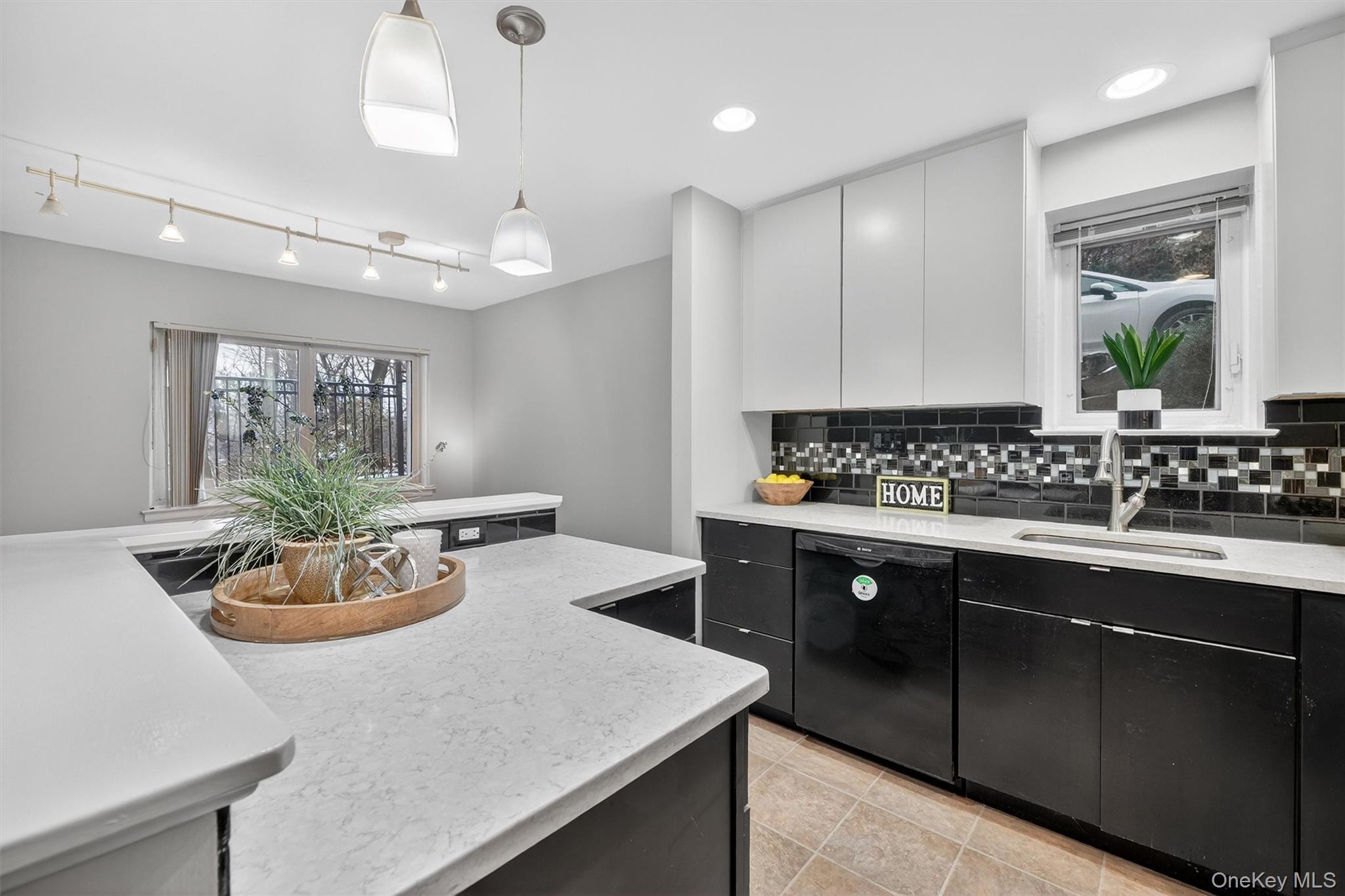 14 Scenic Drive Unit 14T