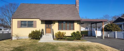 Homes For Sale - 6 Bogardus Road<br/> Dutchess County, Fishkill, NY 12524