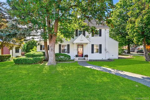 3384 Country Club Road Bronx NY 10465