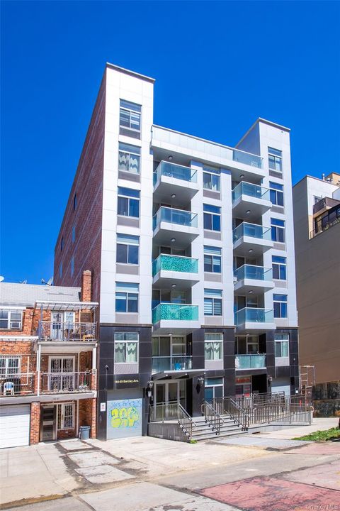 Homes For Sale - 144-69 Barclay Avenue #4A<br/> Flushing, NY 11355