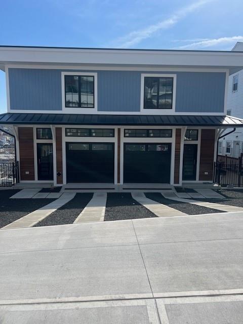 322 Edwards Place Right Unit