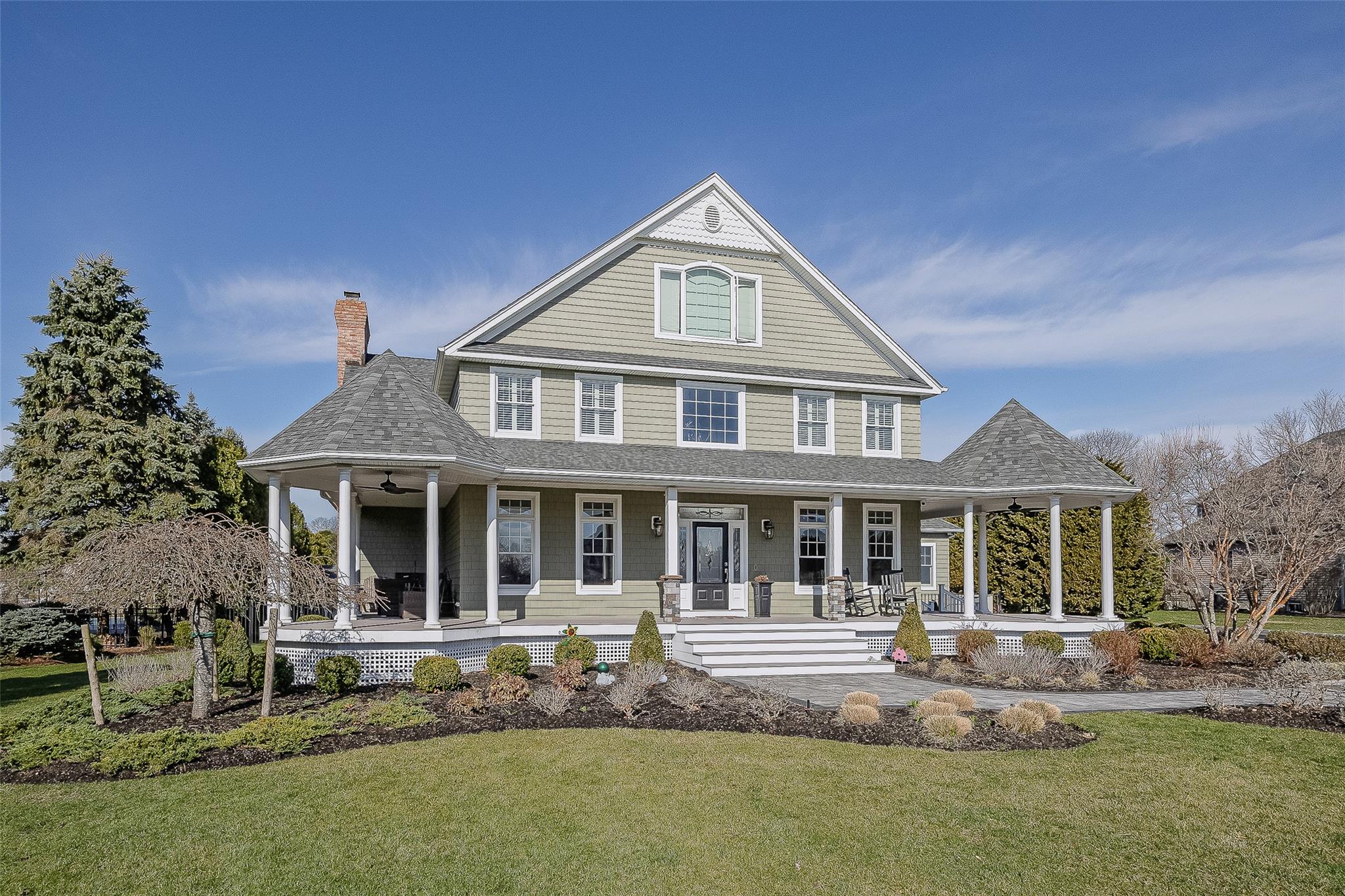 37 Hampton Drive, Center Moriches, New York image 1