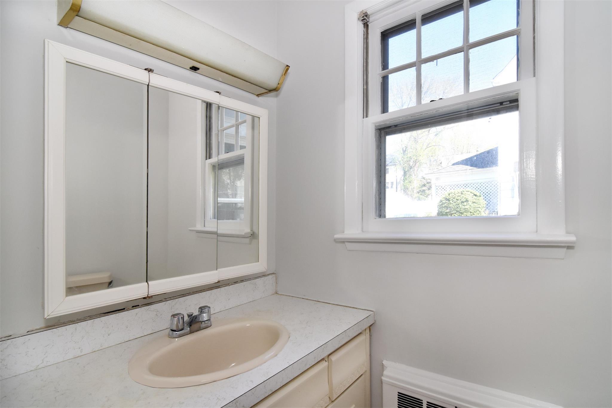 14 Alpine Road, New Rochelle, New York image 14
