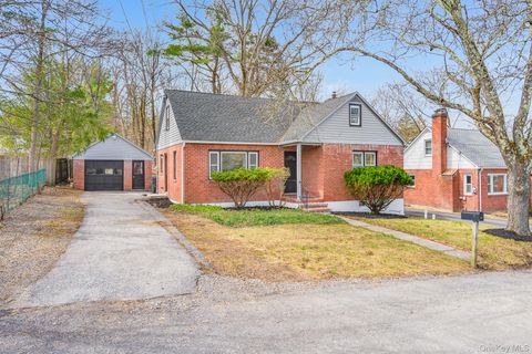 12 Mohonk Avenue New Paltz NY 12561