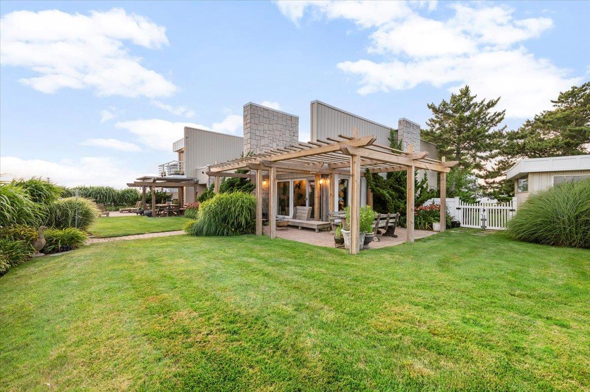 Copiague, New York 11726, United States, 4 Bedrooms Bedrooms, ,2 BathroomsBathrooms,Residential,Active,176704