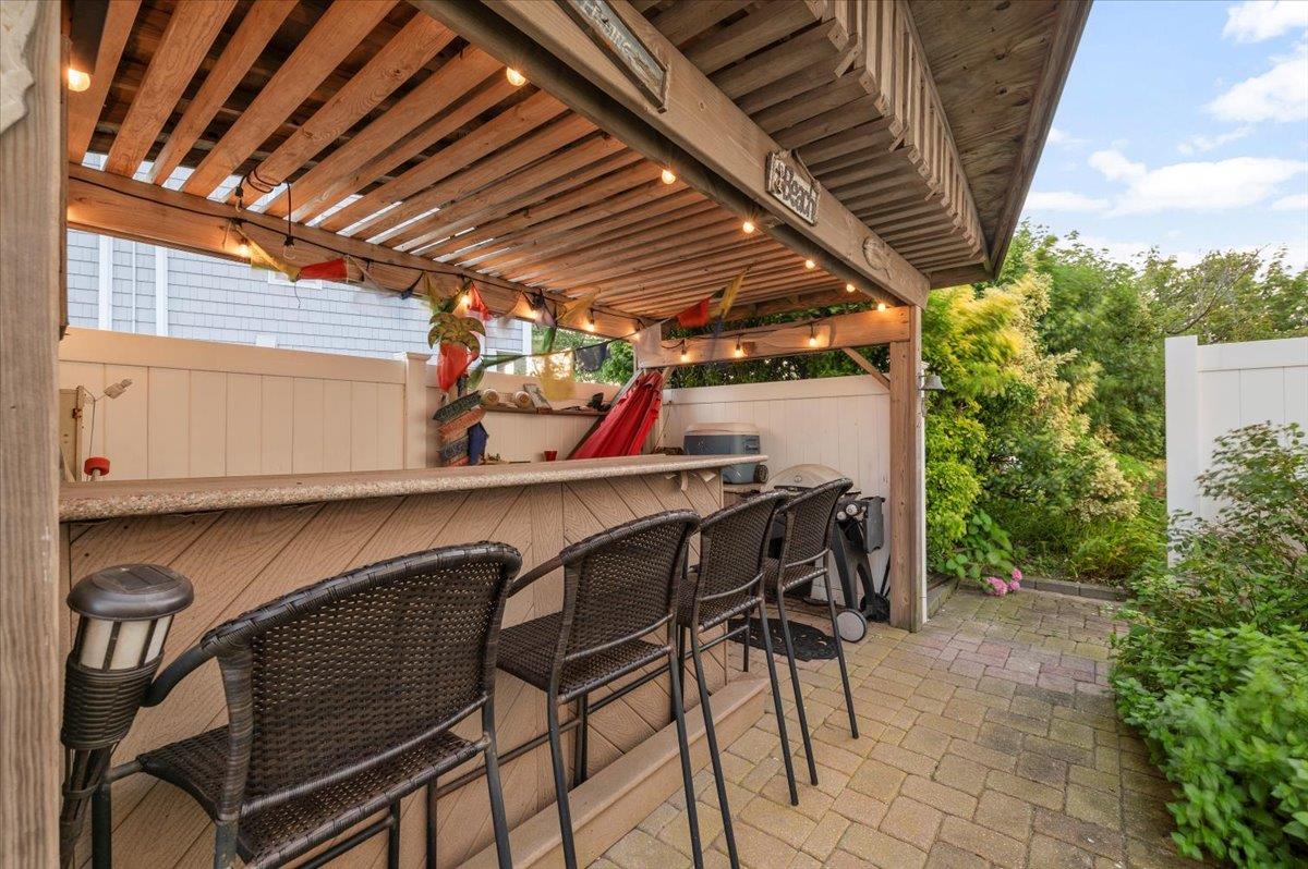 Copiague, New York 11726, United States, 4 Bedrooms Bedrooms, ,2 BathroomsBathrooms,Residential,Active,176704