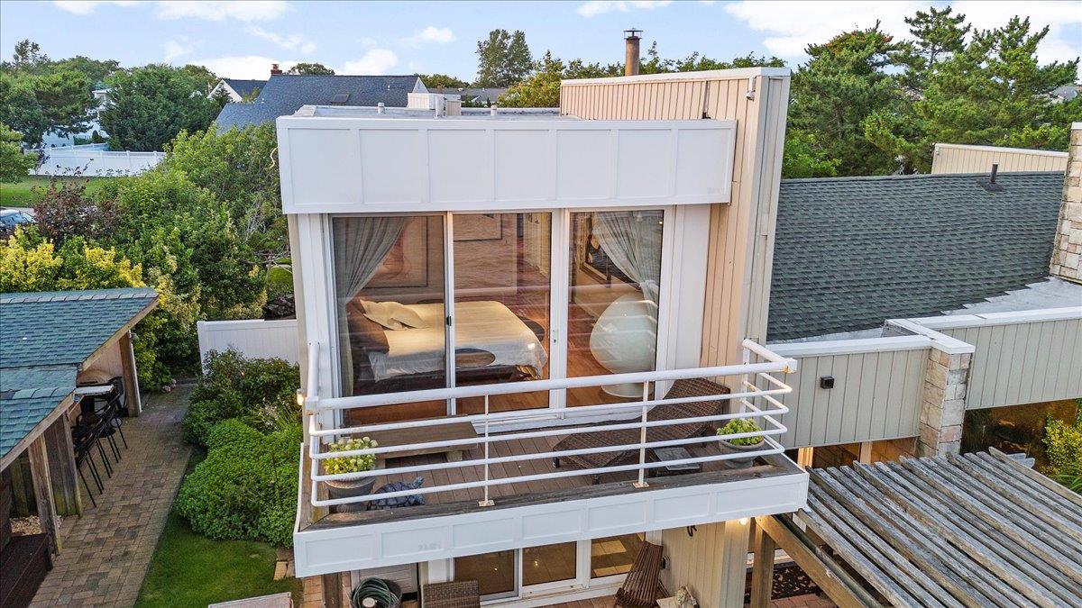 Copiague, New York 11726, United States, 4 Bedrooms Bedrooms, ,2 BathroomsBathrooms,Residential,Active,176704