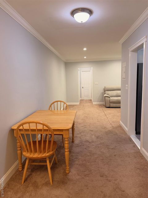 1 BRYANT CRESCENT 2 L White Plains NY 10605