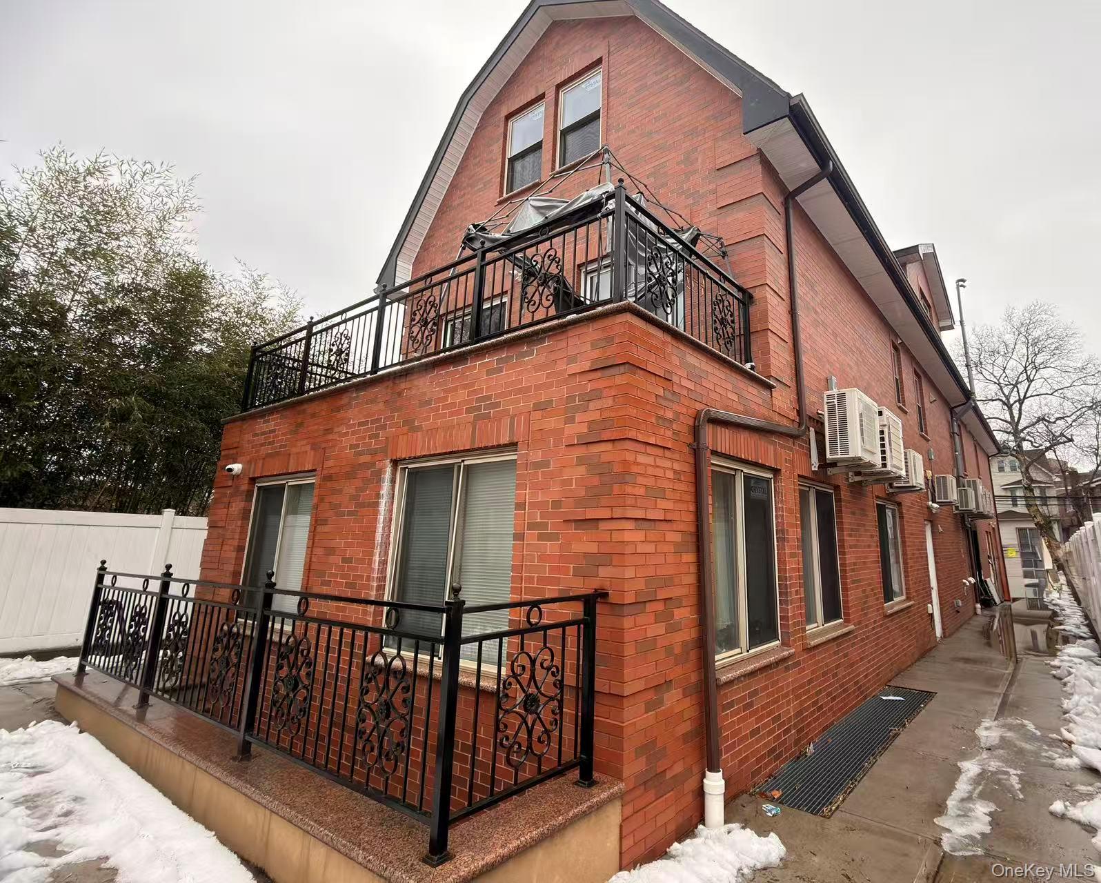 14350 Franklin Avenue