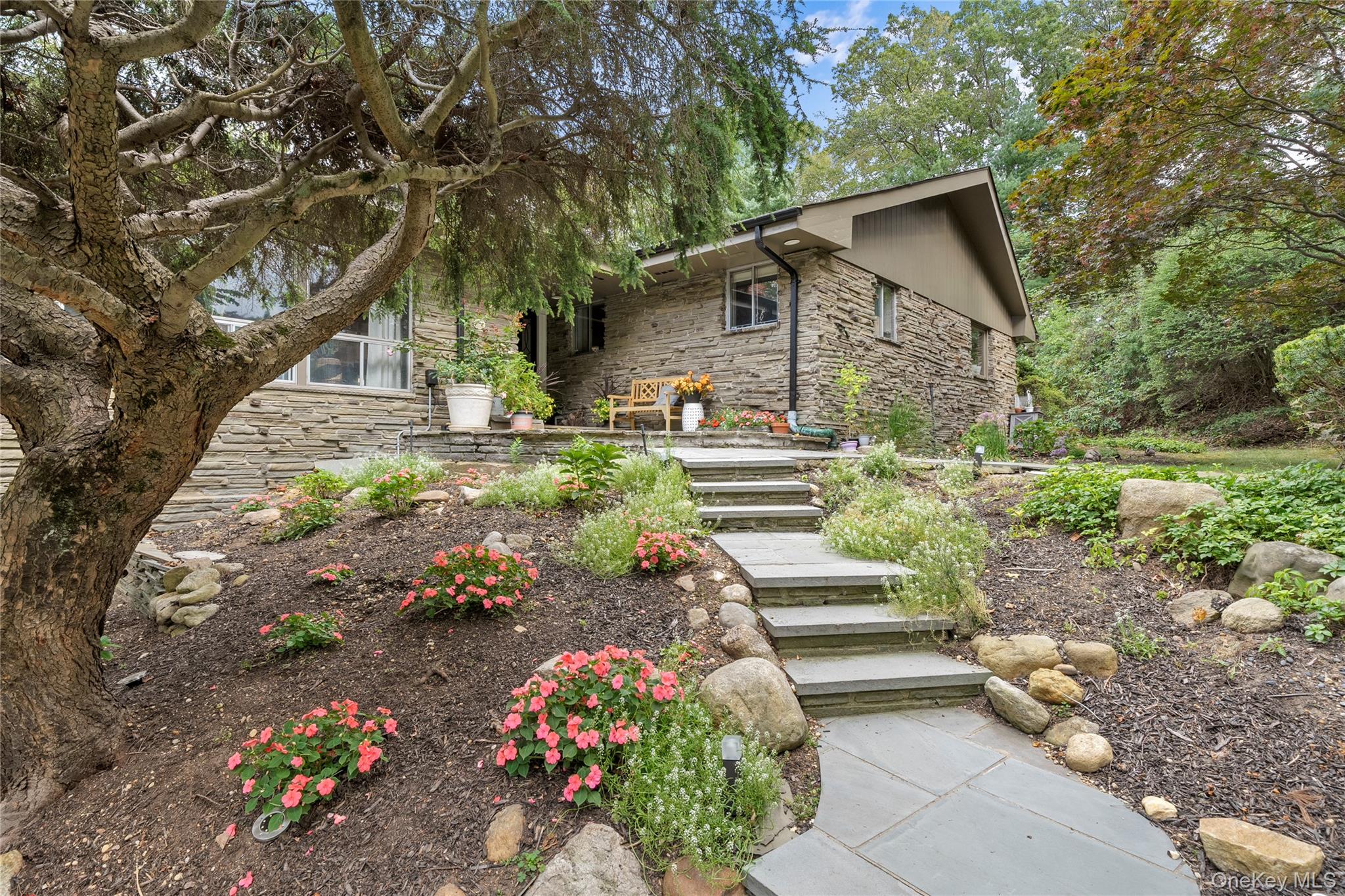 55 Rolling Hill Lane