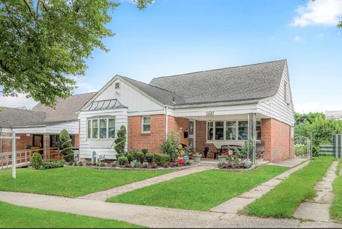 4818 190th Street Fresh Meadows NY 11365