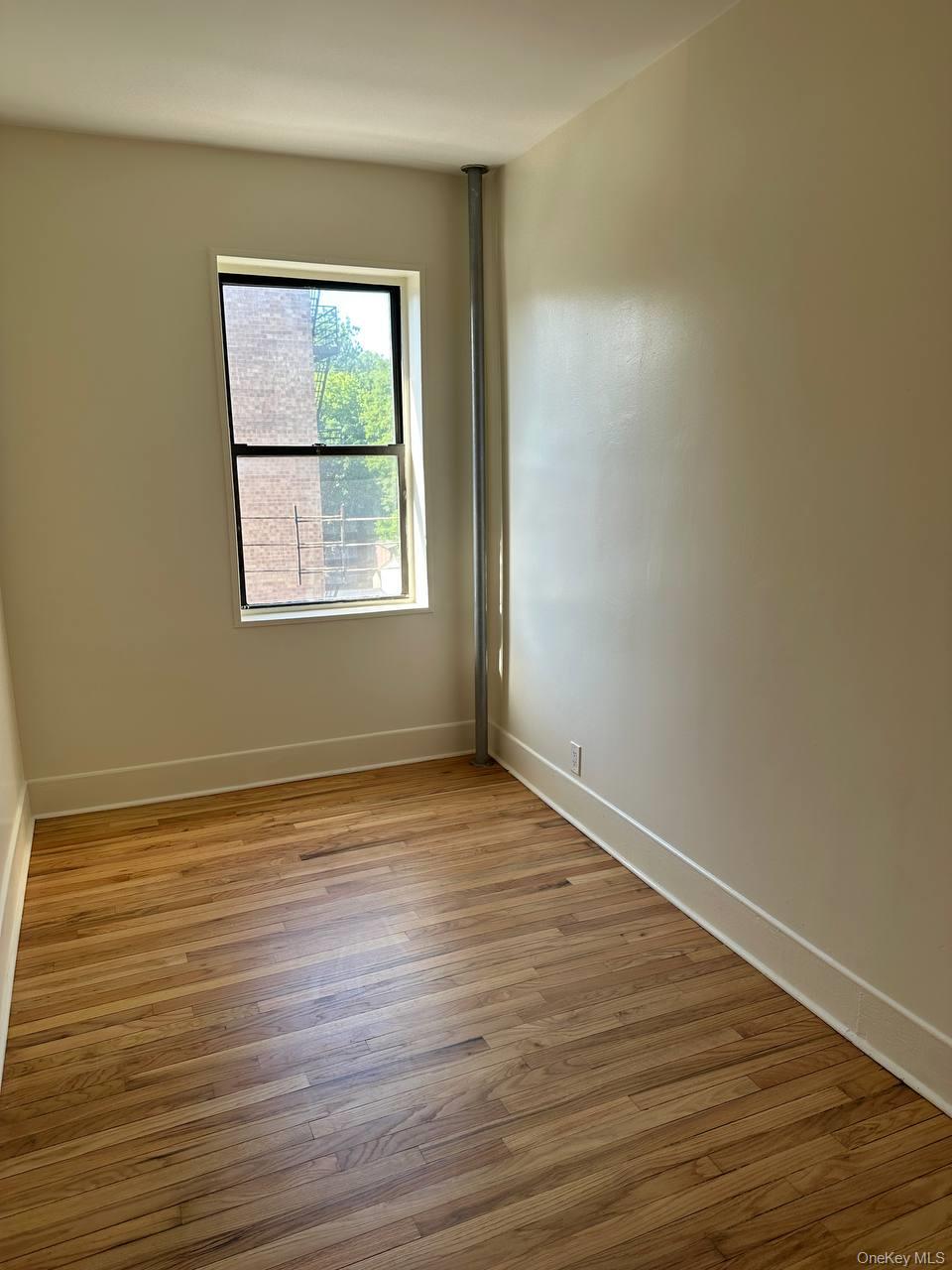 497 Van Cortlandt Park Avenue 4r