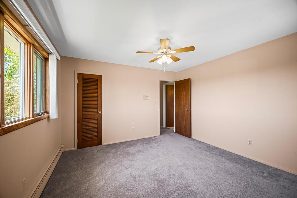 1 Bardolier Lane, Bay Shore, New York image 35