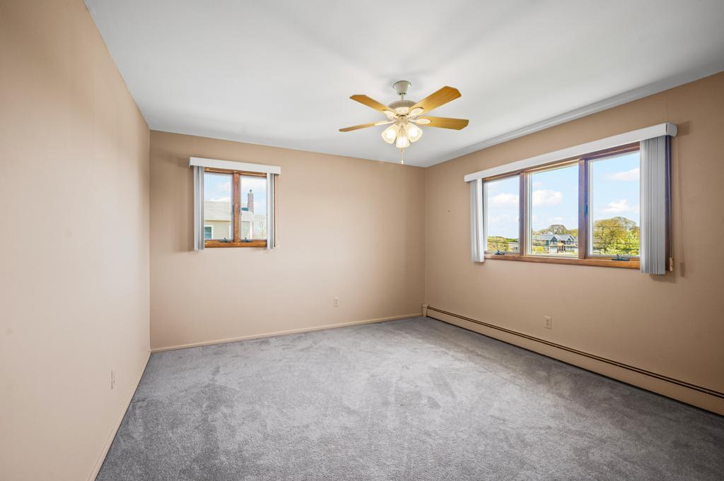 1 Bardolier Lane, Bay Shore, New York image 34