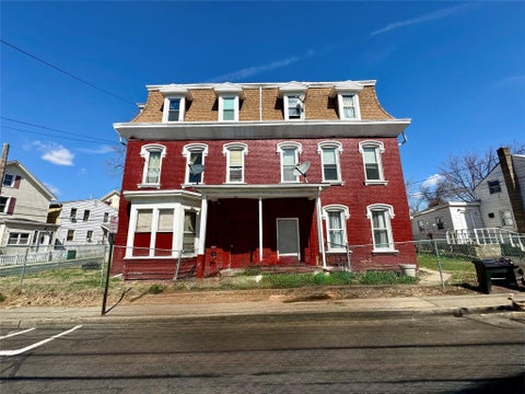 Featured picture for the property 836970