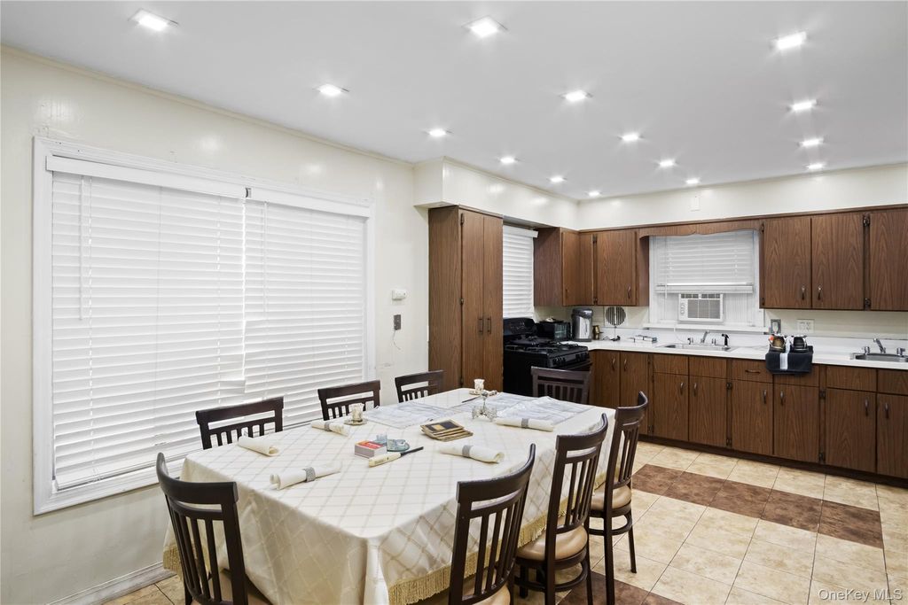 Photo of 37 Nelshore Drive, Monticello, NY 12701 (MLS # 991377)