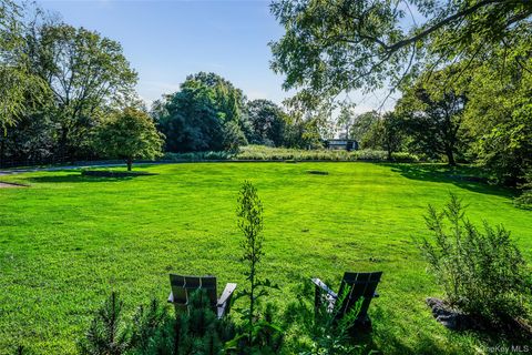 Tiny photo for 12 Haights Cross Road, Chappaqua, NY 10514 (MLS # 958983)