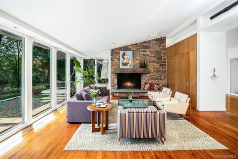 Tiny photo for 12 Haights Cross Road, Chappaqua, NY 10514 (MLS # 958983)