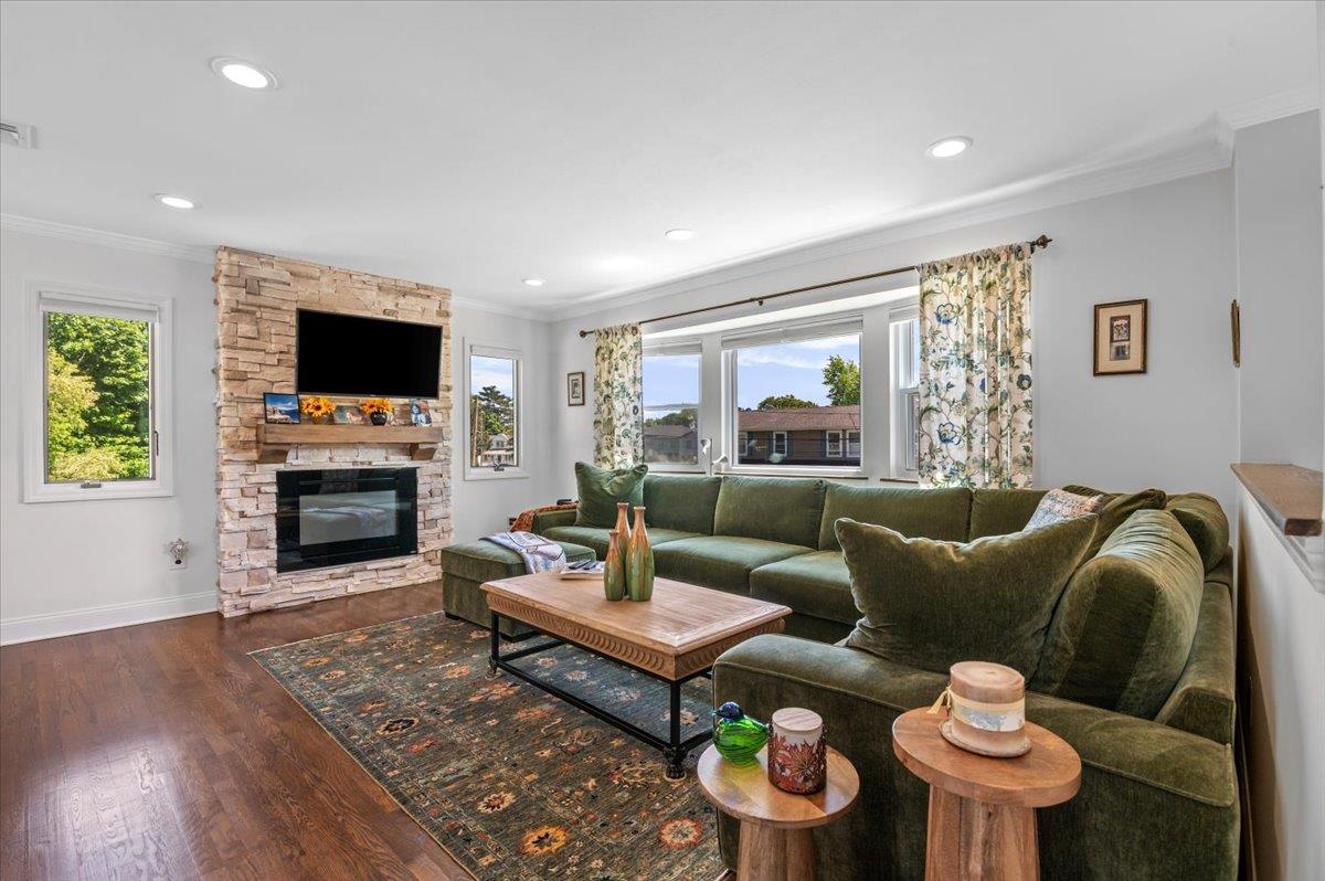 48 Floral Avenue, Bethpage, New York image 5