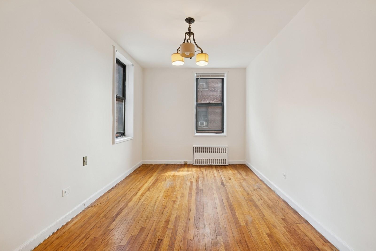 83-35 139 St St #4B, Briarwood, New York image 19