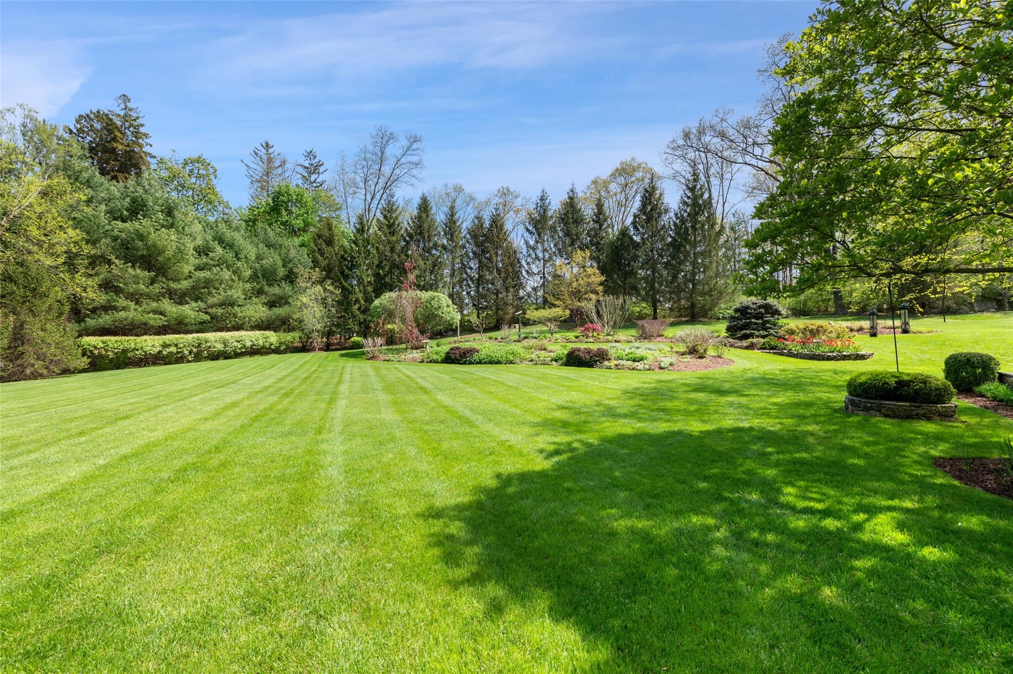 52 & 54 Bedford Center Road, Bedford Hills, New York image 33