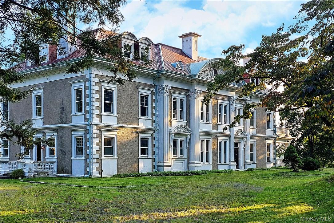 118 Tower Hill Road W