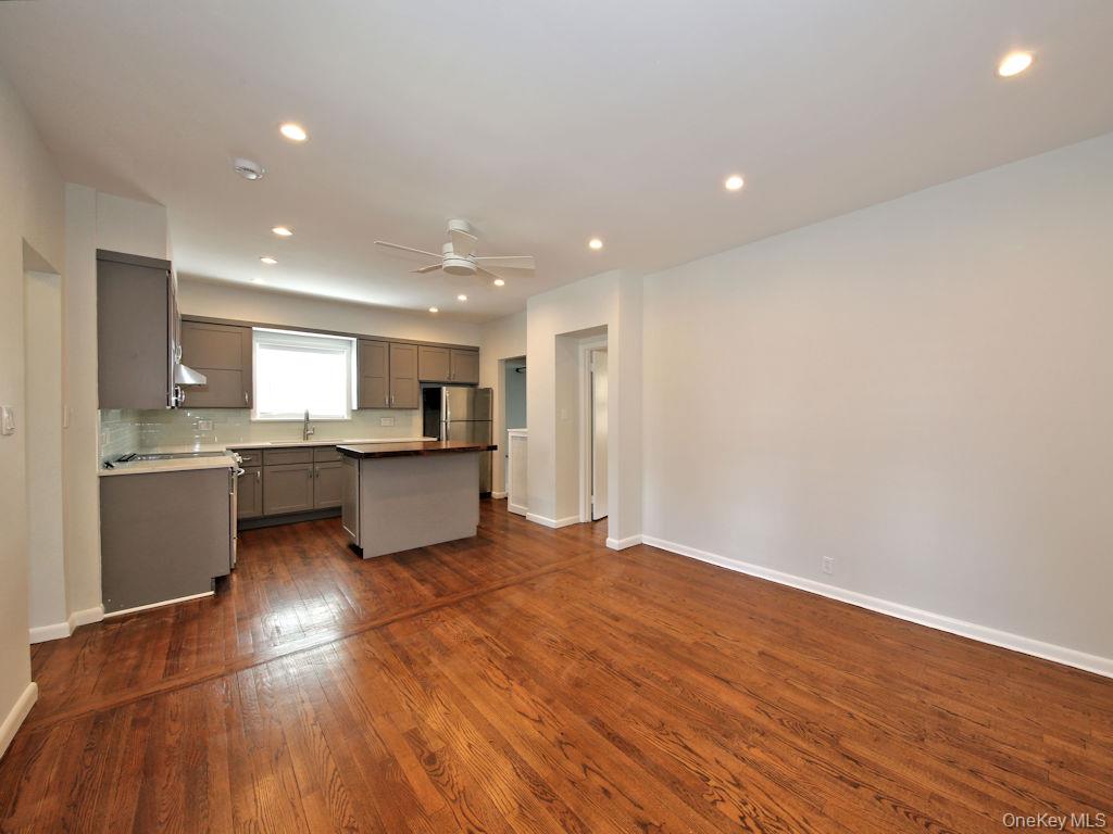 494 W William Street 1st Floor