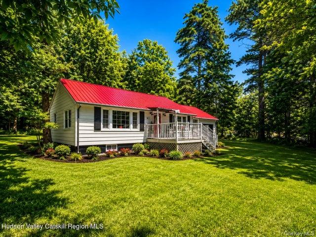 2 Bonnie Brae Lane