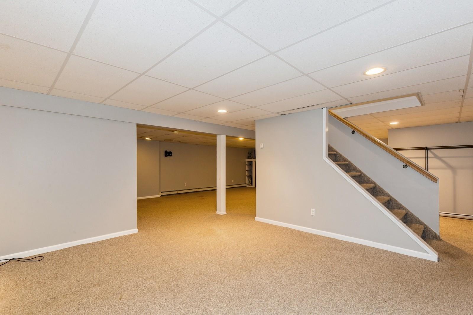 7 Lime Avenue, Brookhaven, New York image 28