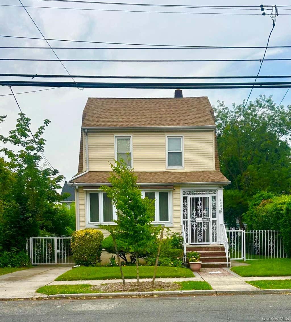 Photo of Queens Village, NY 11429 (MLS # 1018739)