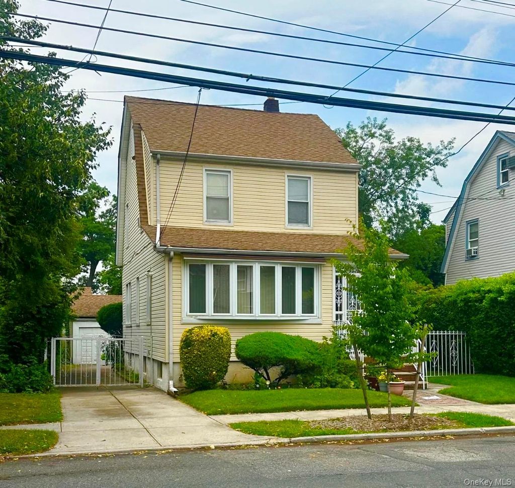 Photo of Queens Village, NY 11429 (MLS # 1018739)
