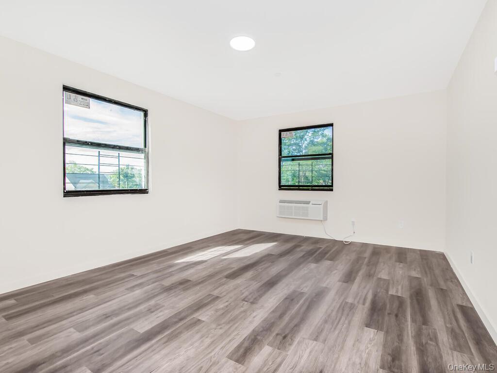 409 Warburton Avenue 2A
