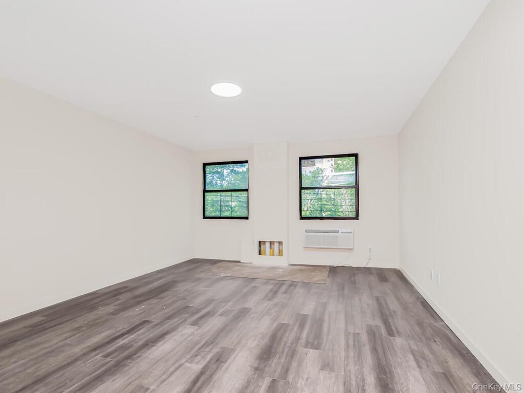 409 Warburton Avenue 2A