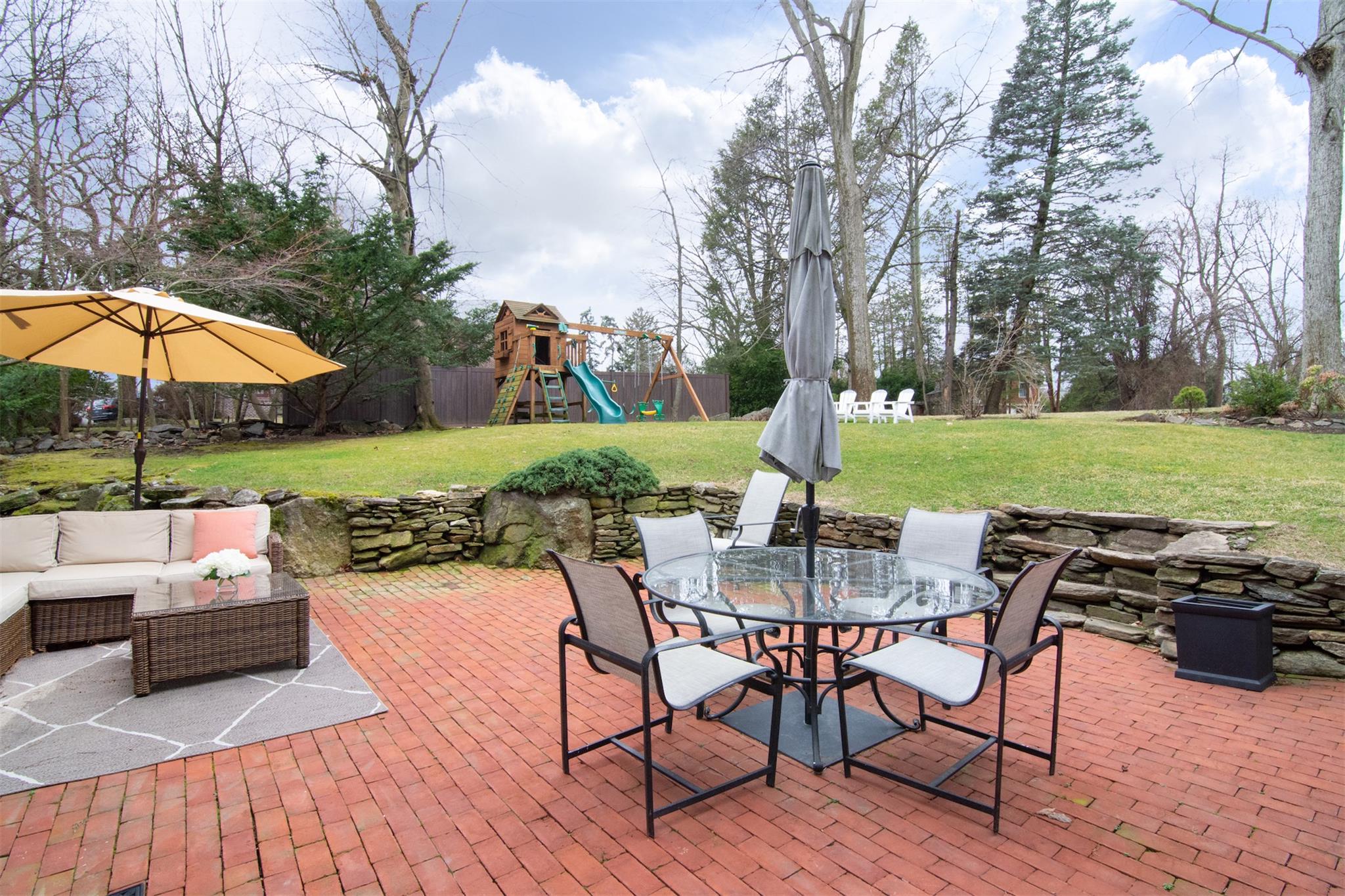 15 Hewitt Avenue, Bronxville, New York image 20
