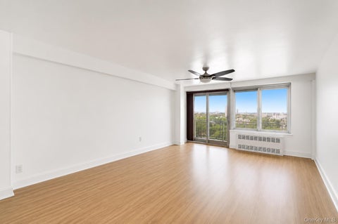 Homes For Sale - 880 Boynton Avenue Ave #13A<br/> Bronx, NY 10473