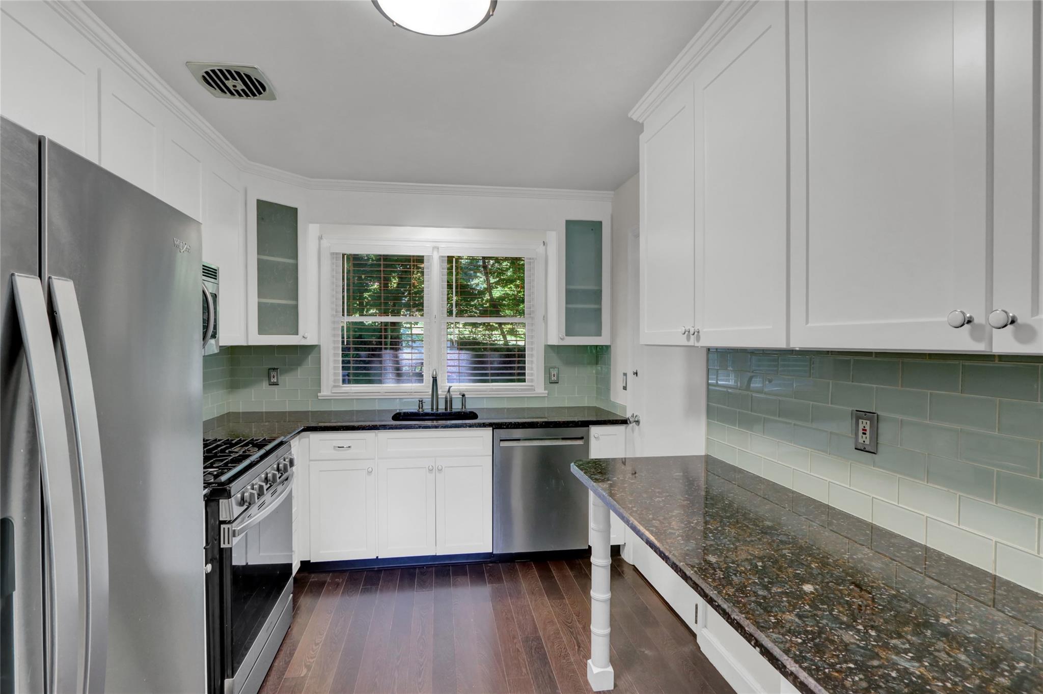 2 Honey Lane, Miller Place, New York image 16