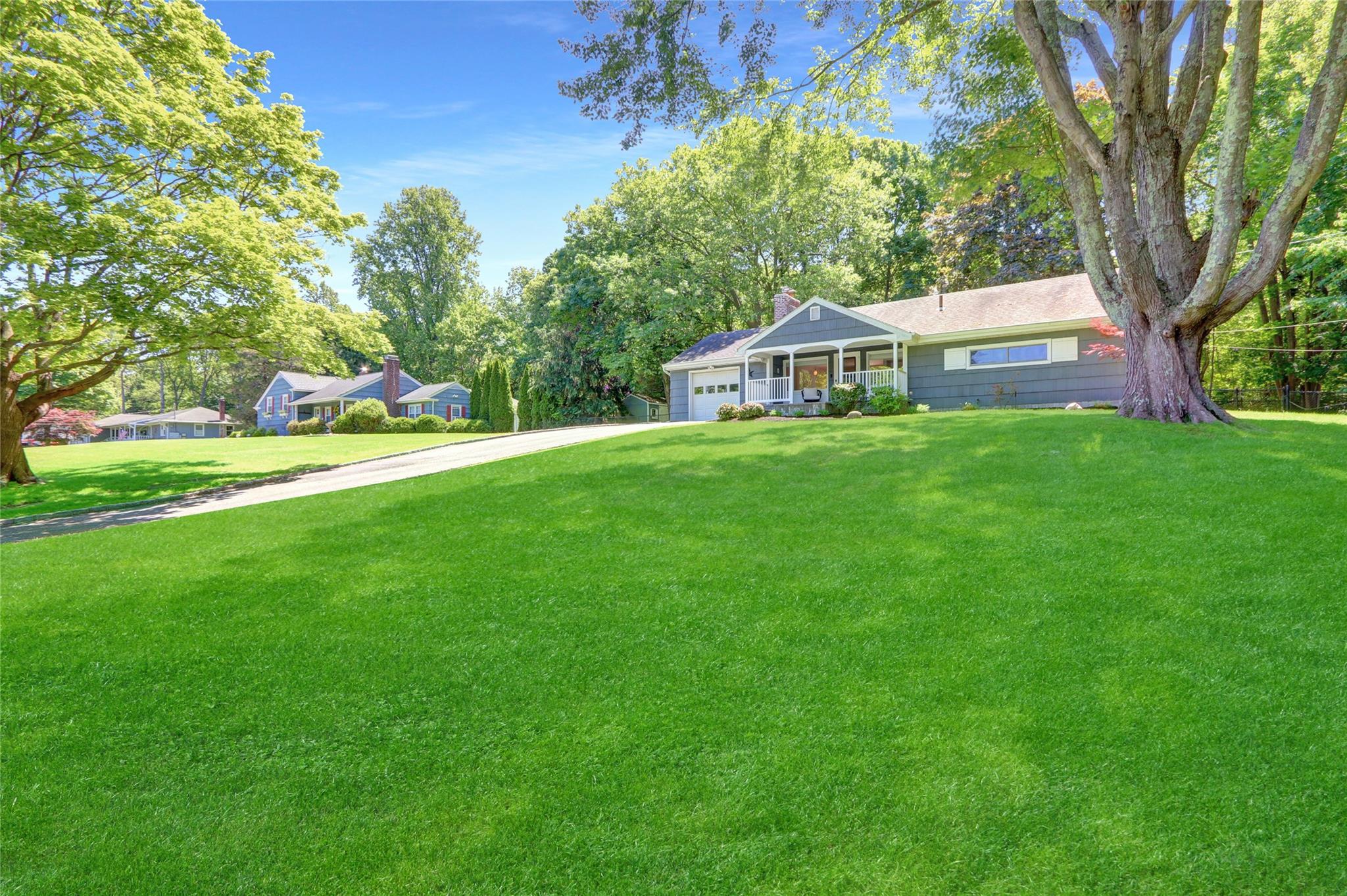 2 Honey Lane, Miller Place, New York image 3