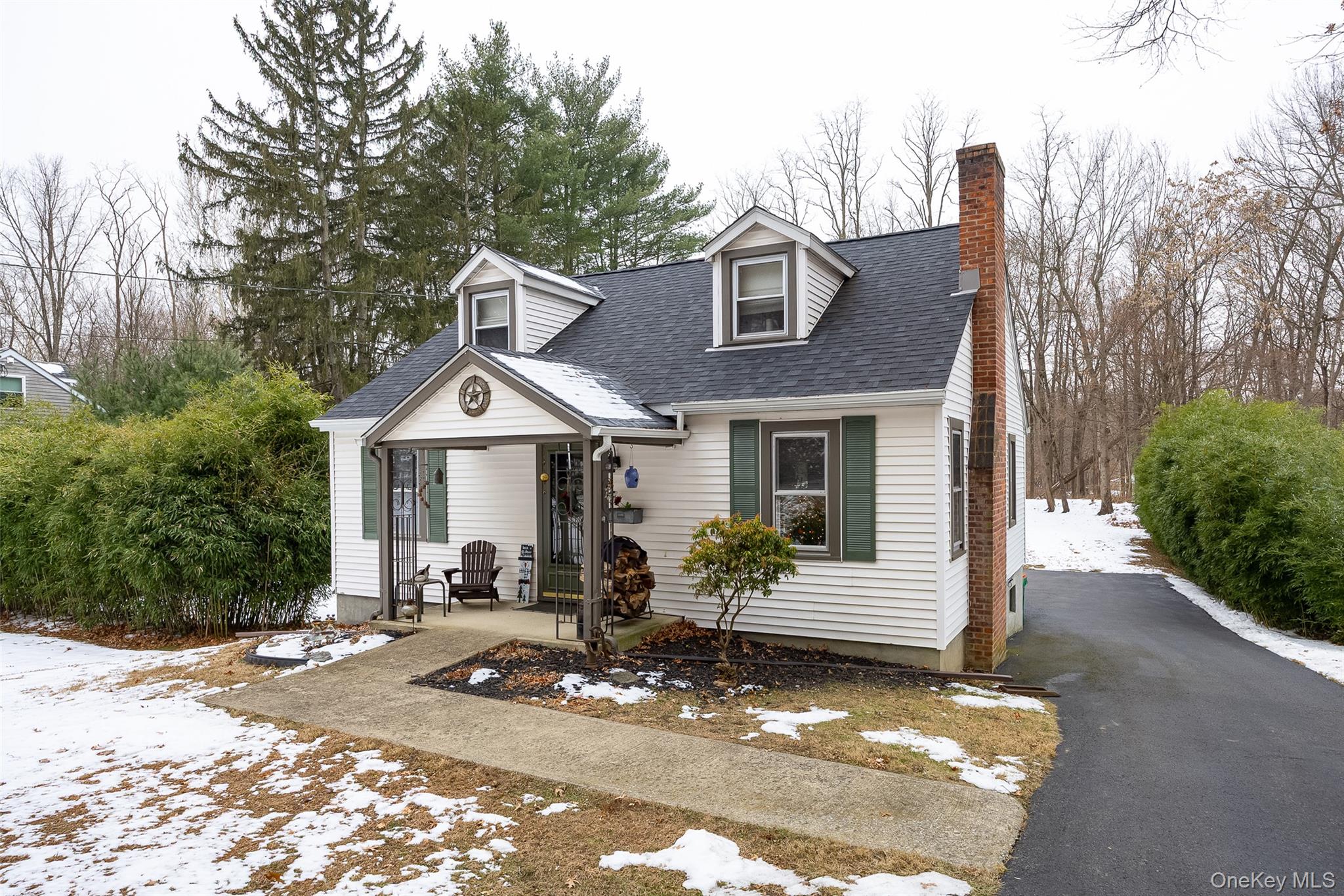 28 Red Oaks Mill Road