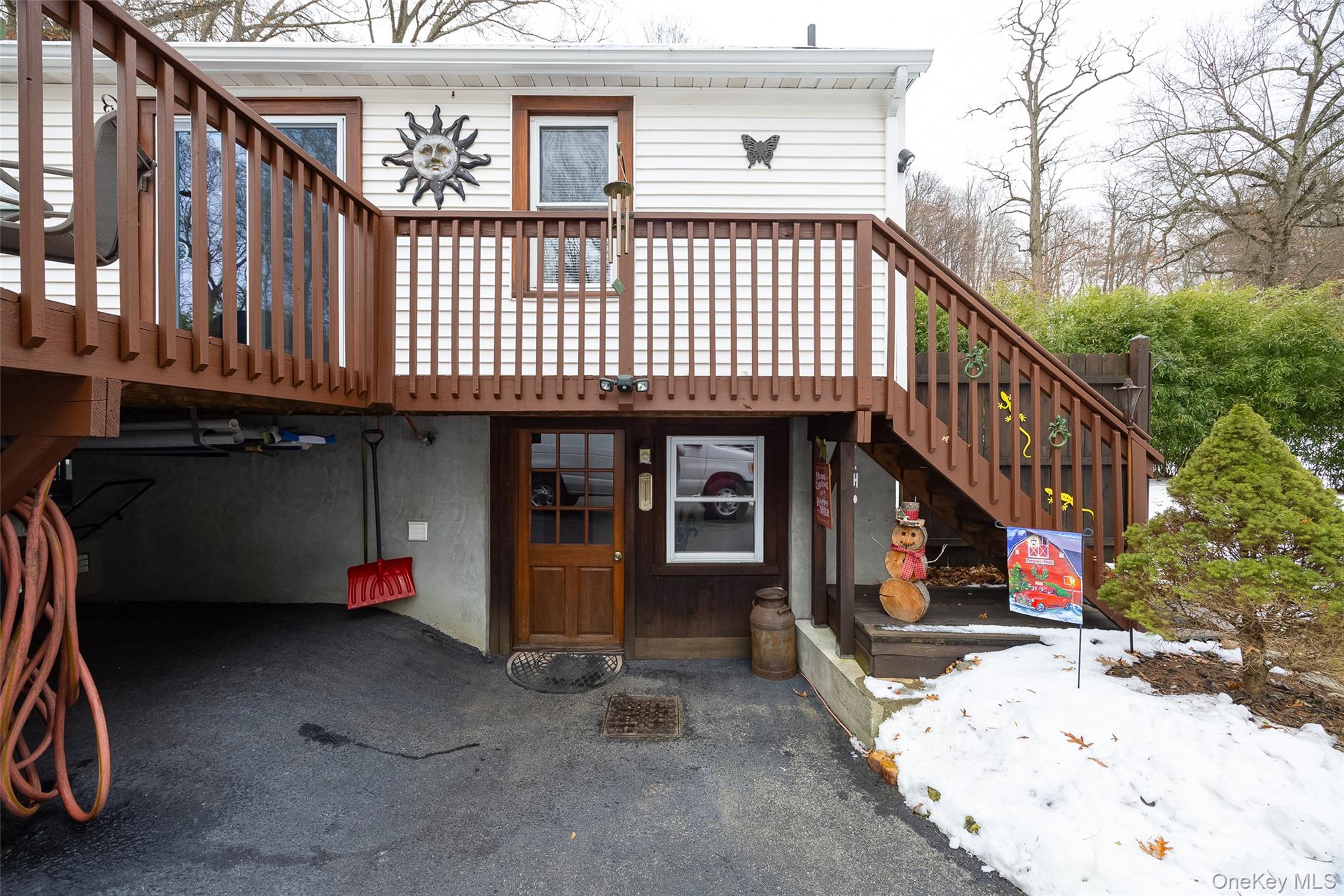 28 Red Oaks Mill Road